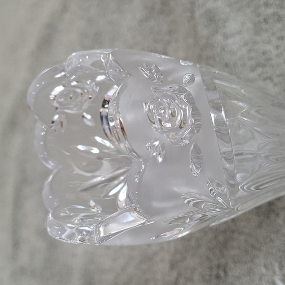 Oneida 24% Lead Crystal 7" Bud Vase!!! - Picture 4 of 7